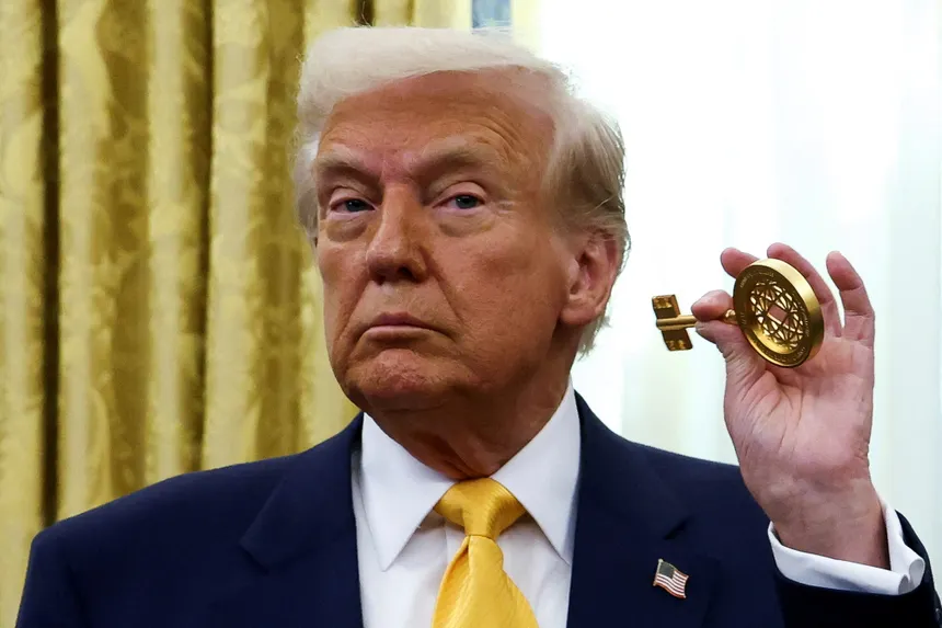 Infantino gives a special key to Trump during a March 2025 White House meeting where Infantino visited to discuss preparations for both the 2025 Club World Cup and the 2026 World Cup